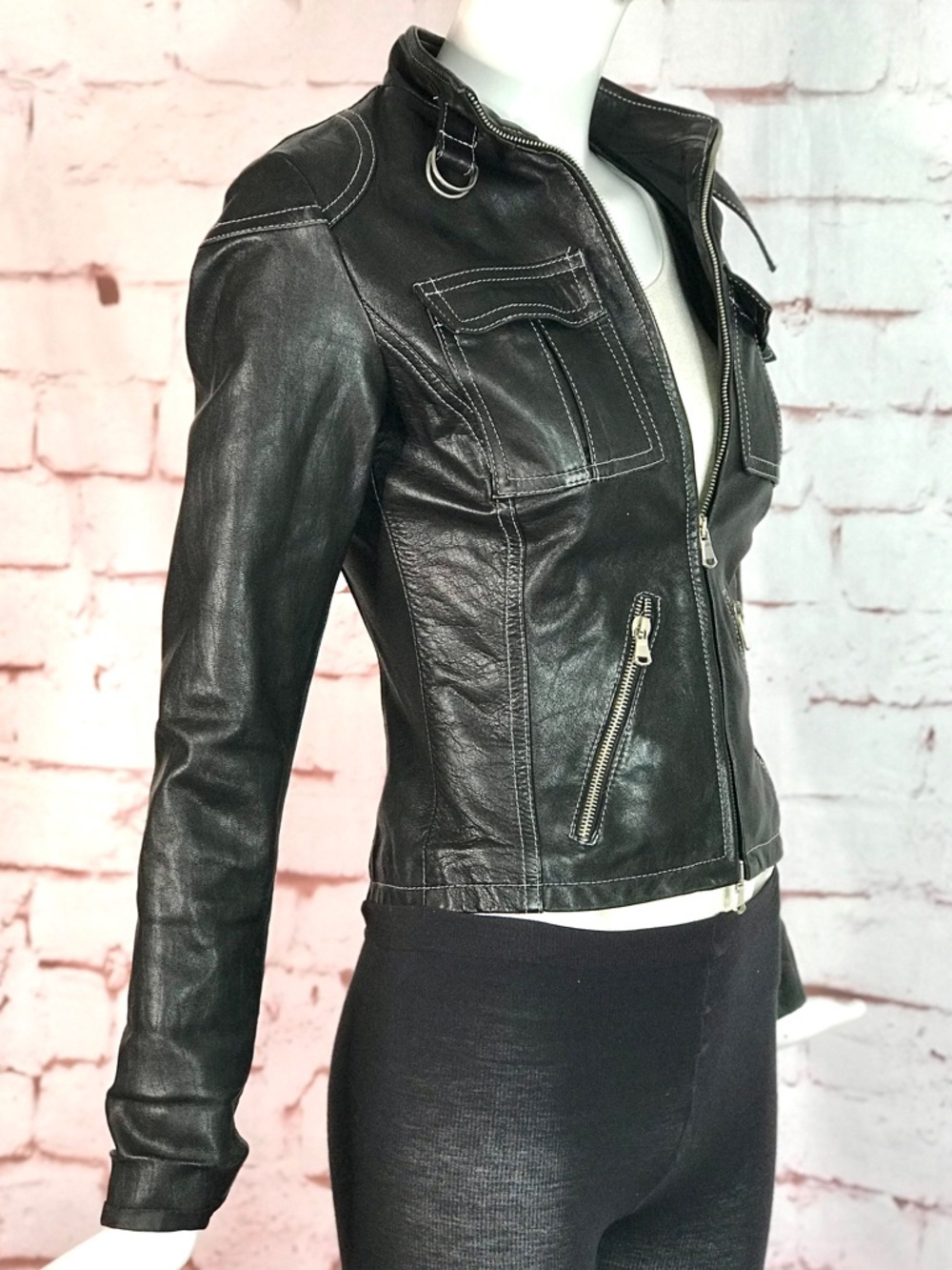 CARLO Moto Small Label EU Size 42 Jacket Black Leather White Stitching Juniors - Picture 2 of 16